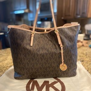Michael Kors tote